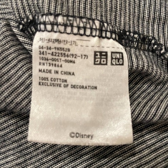 Disney Mickey Mouse Uniqlo Black & White Pin Stripe Short Sleeve Shirt Sz L - Picture 7 of 9